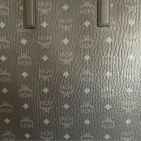 MCM | Aren Tote in Visetos - Picture 7 of 15